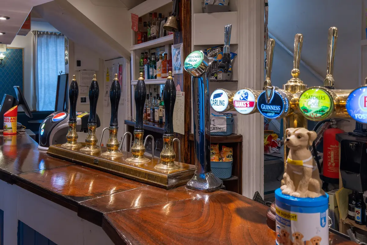 New Inn photo (photo 1 of 3)