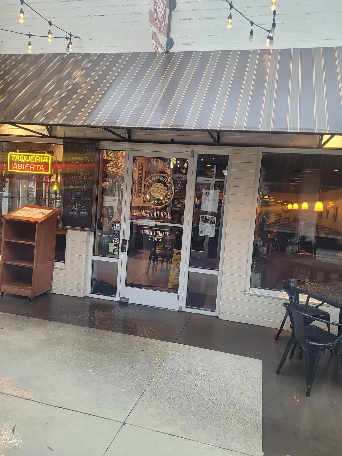 Quaker Village — Shopping Malls in Greensboro
