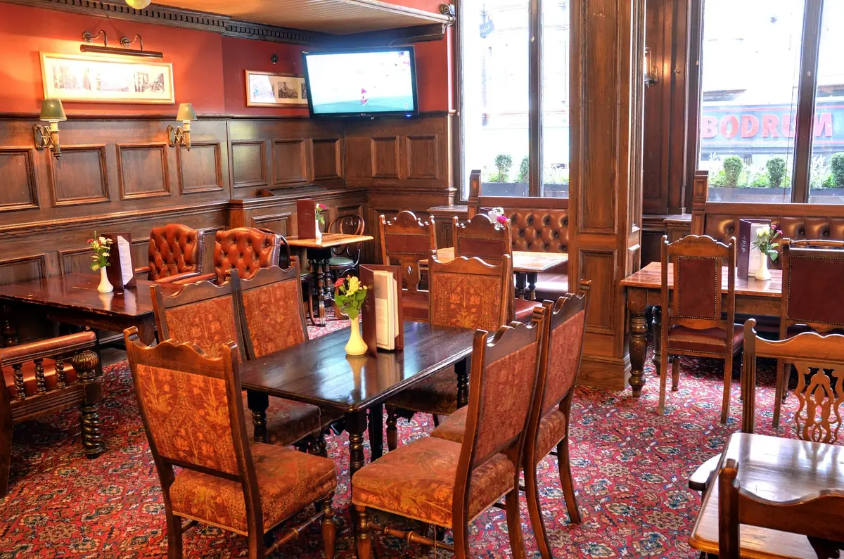 The Spread Eagle, Croydon — Bars in Croydon