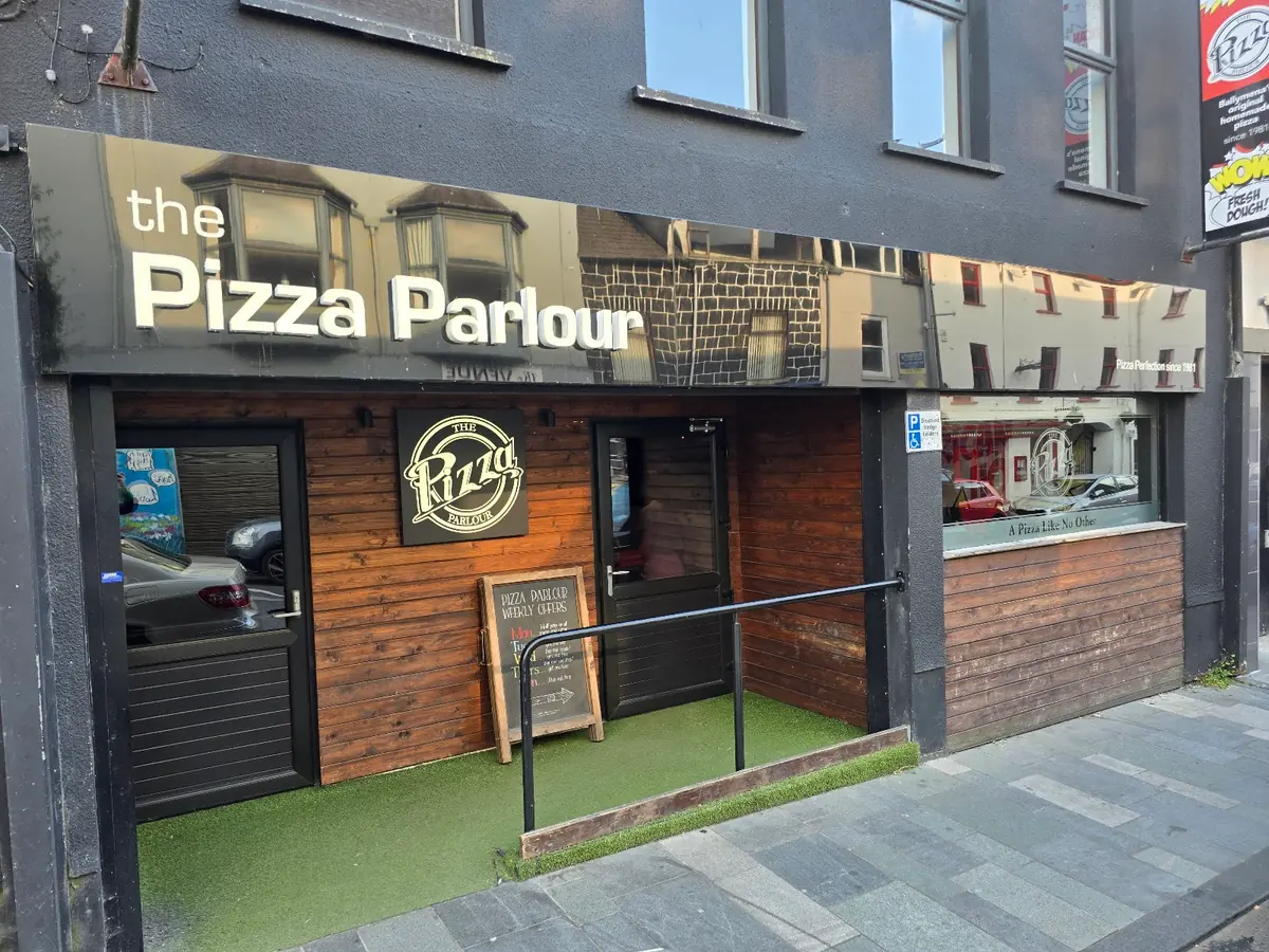 The Pizza Parlour
