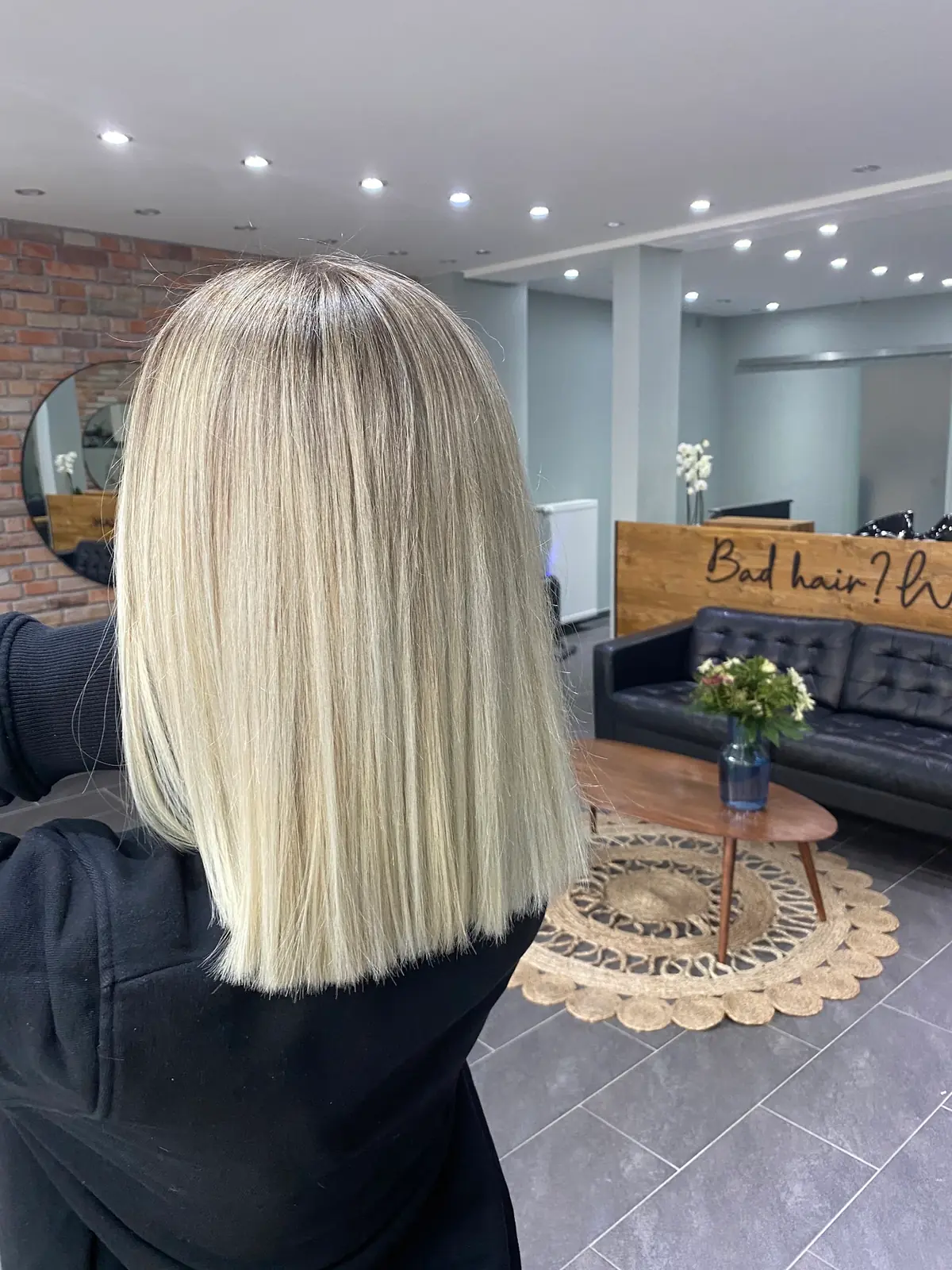Luxus Salon photo (photo 1 of 3)