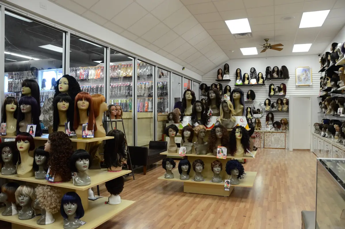 Earth's Beauty Supply photo (photo 1 of 2)