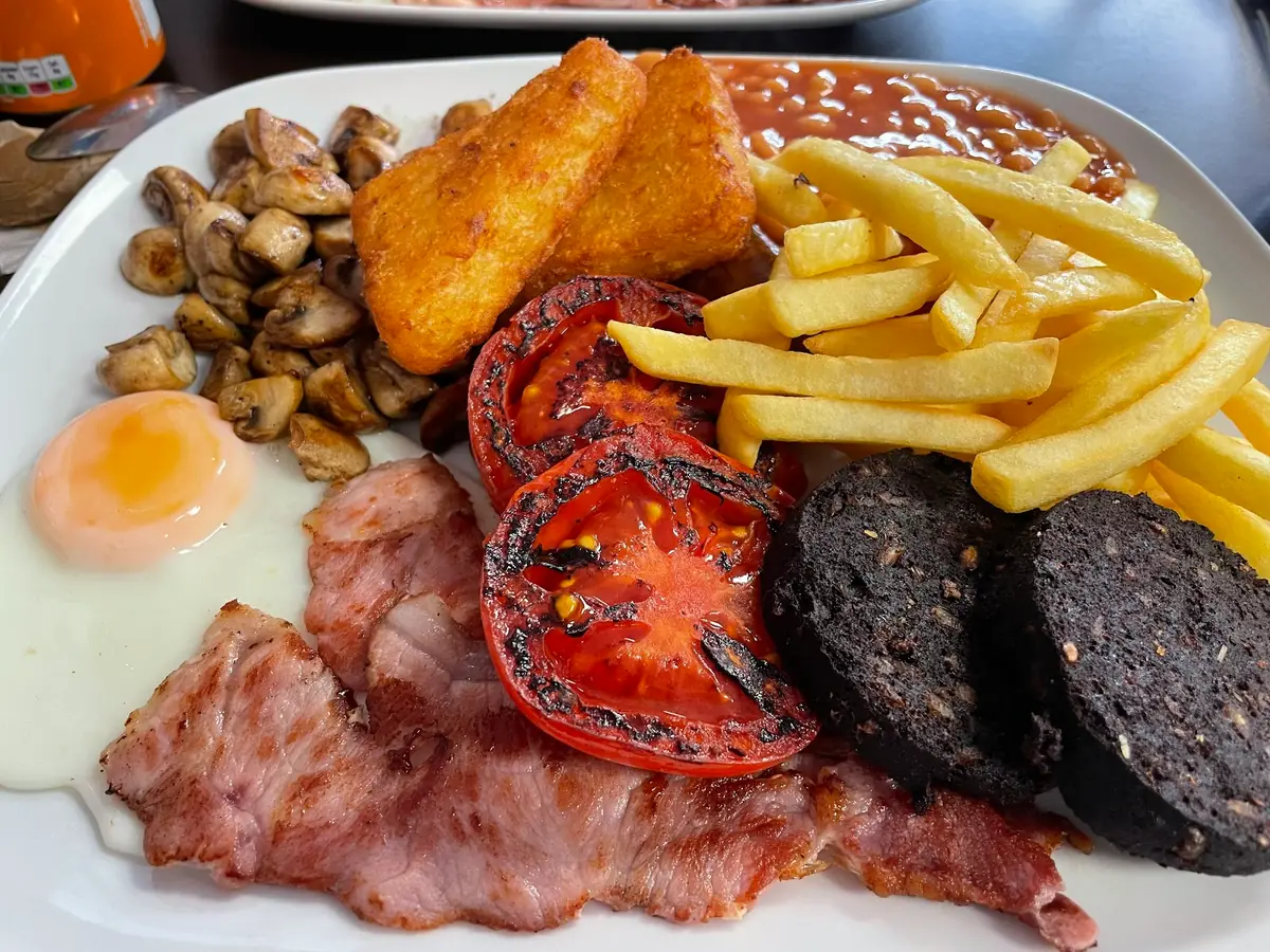 Skyline Cafe — Cafes in Oxted