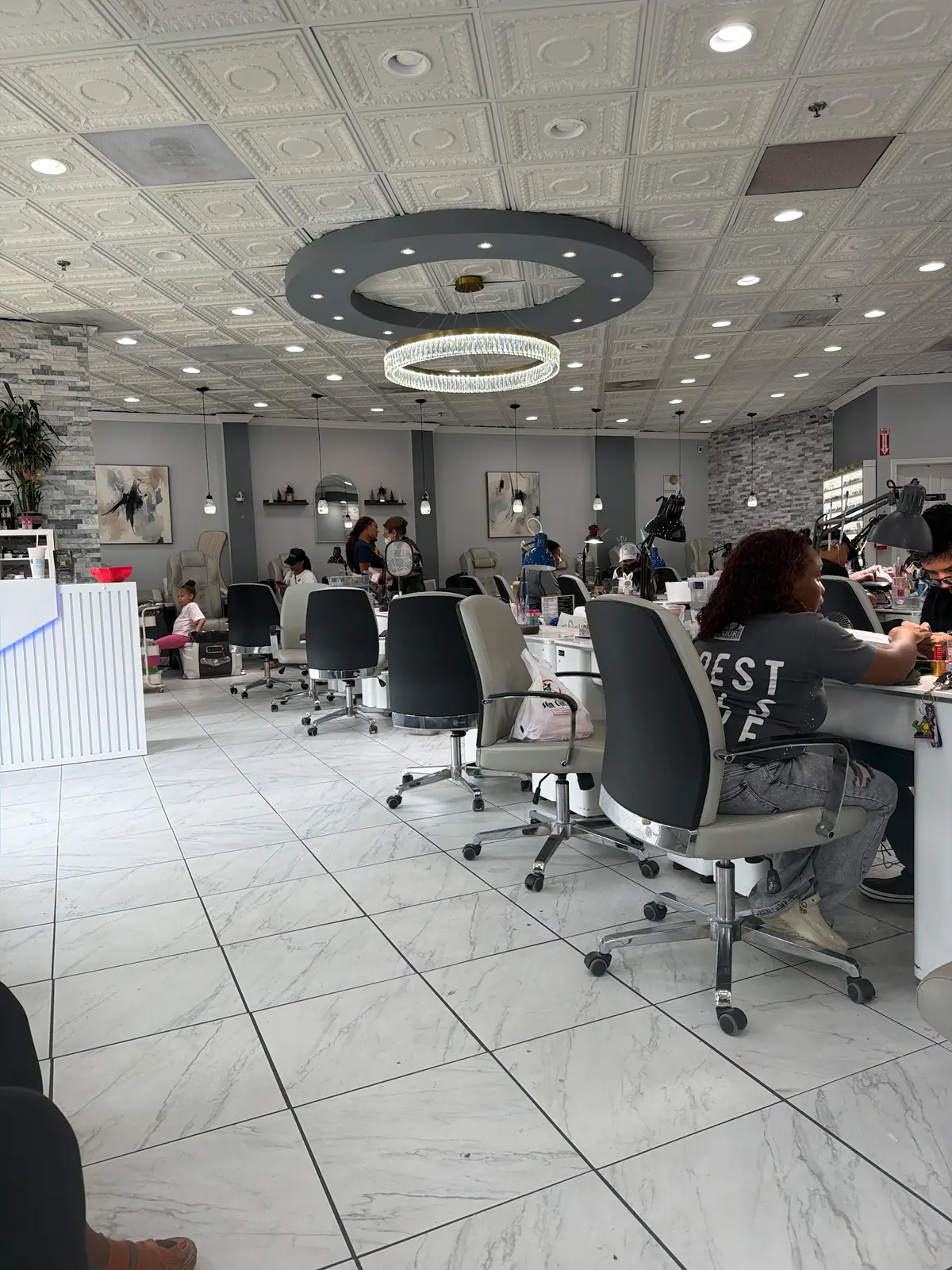 Q's Nails 2 photo (photo 3 of 3)