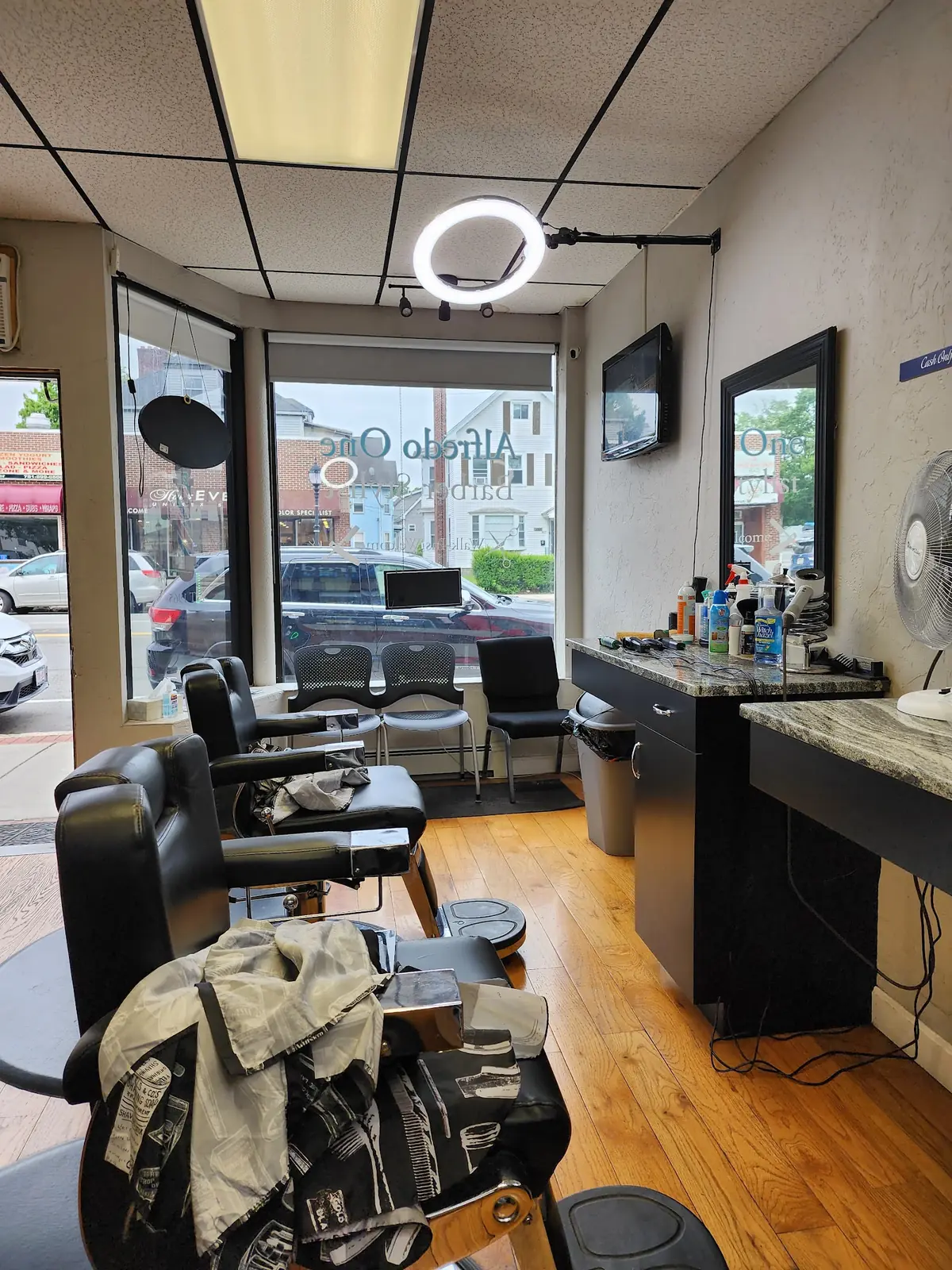 Alfredo One Barber-Stylist photo (photo 2 of 3)
