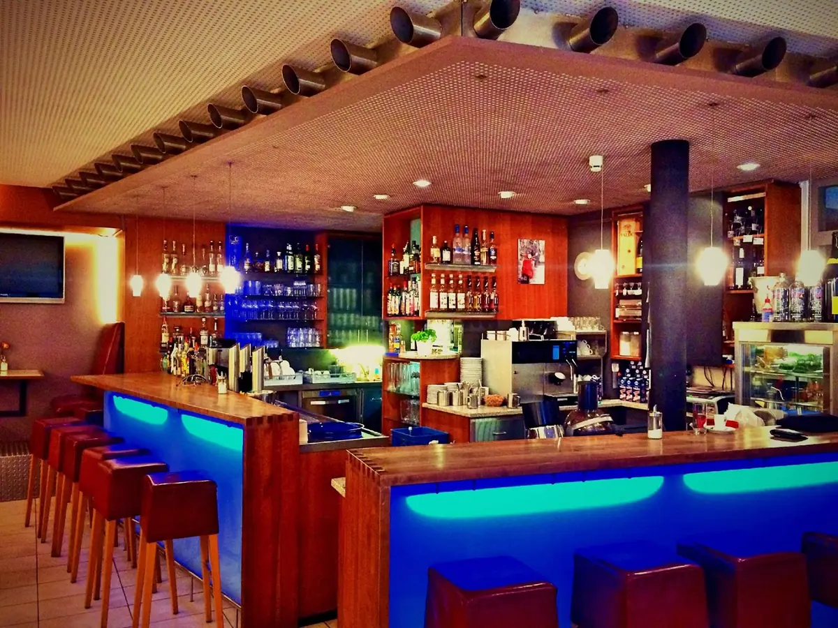 Colomba Cafebar — Cafes in Amberg