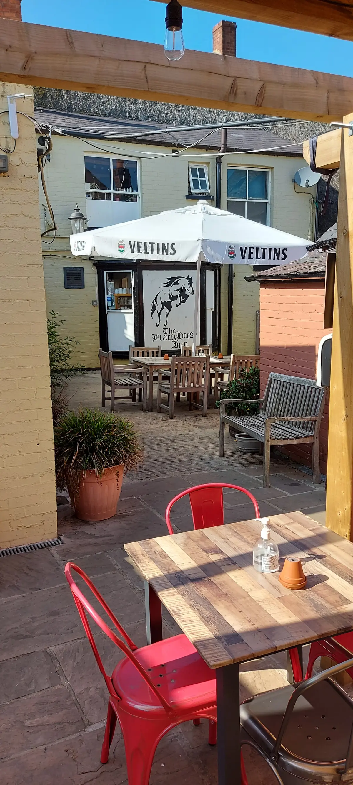 The Black Horse Inn — Bars in Shipston On Stour