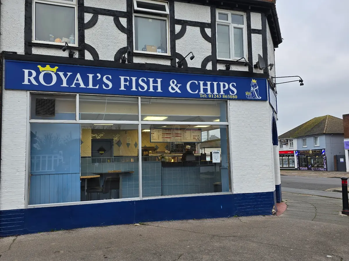 Royals Fish & Chips photo (photo 1 of 3)