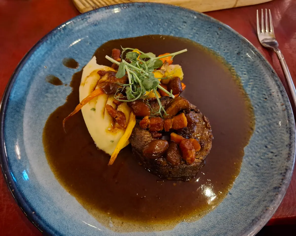 Cafe Tabou photo (photo 2 of 3)