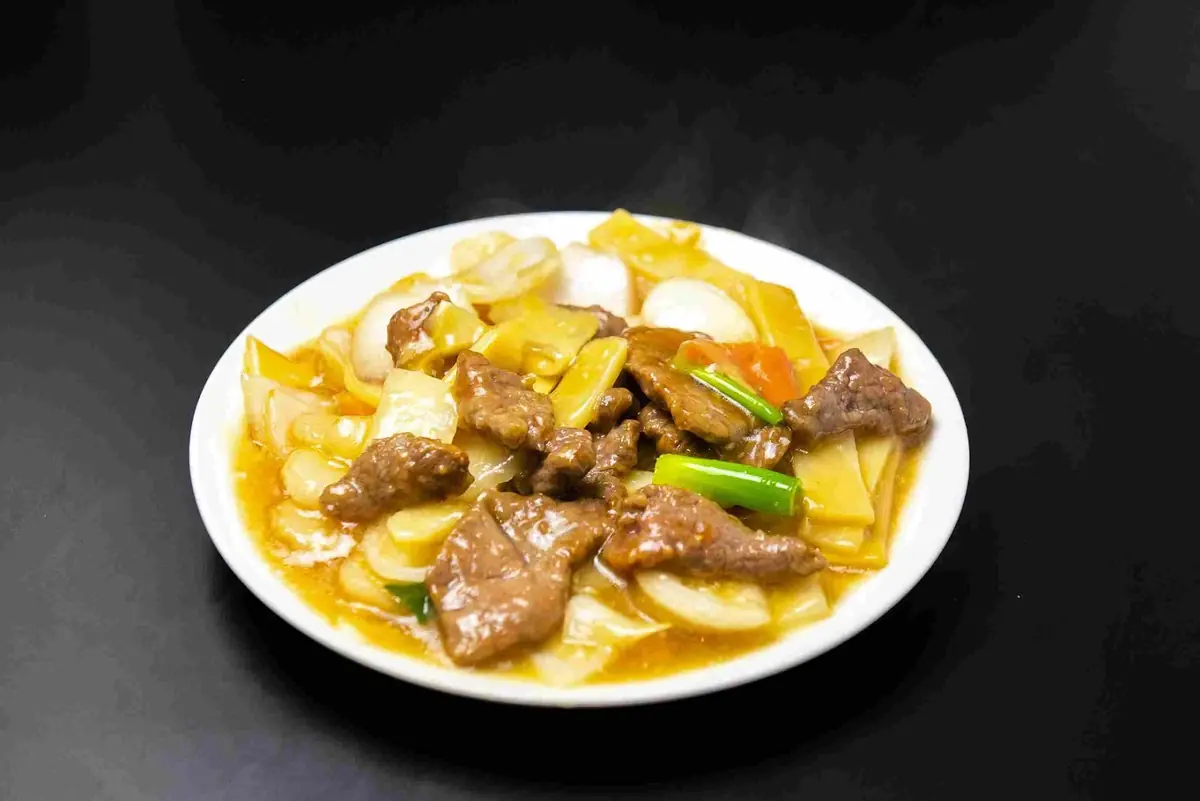 Golden Wok Chinese Takeaway photo (photo 2 of 3)
