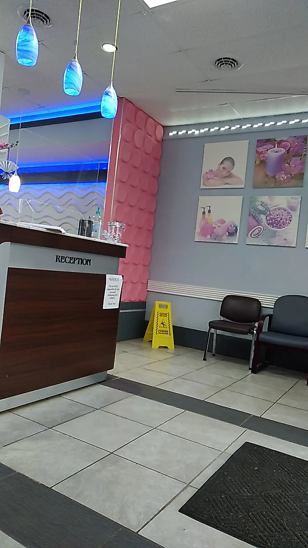 Modern Nails in LaVale MD photo (photo 2 of 3)