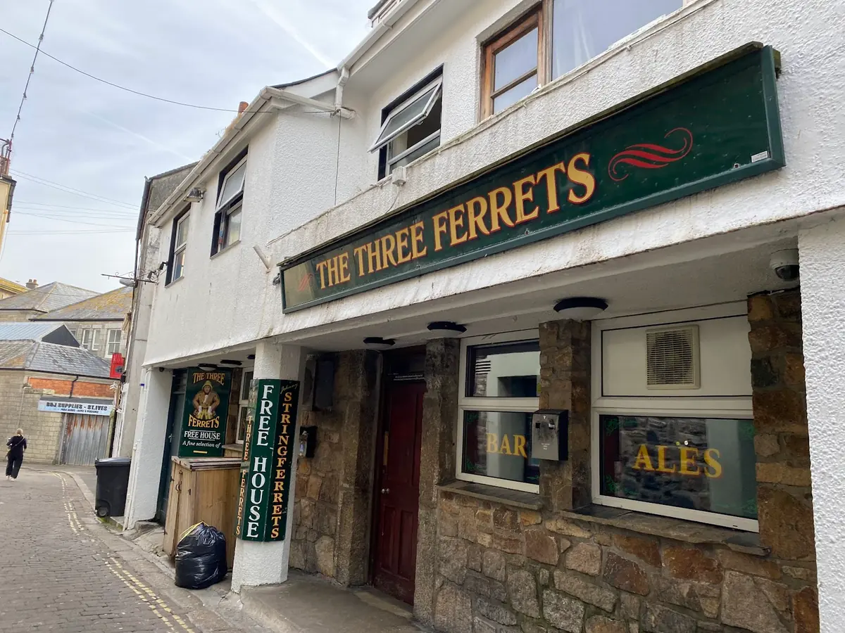 The Three Ferrets — Bars in Saint Ives