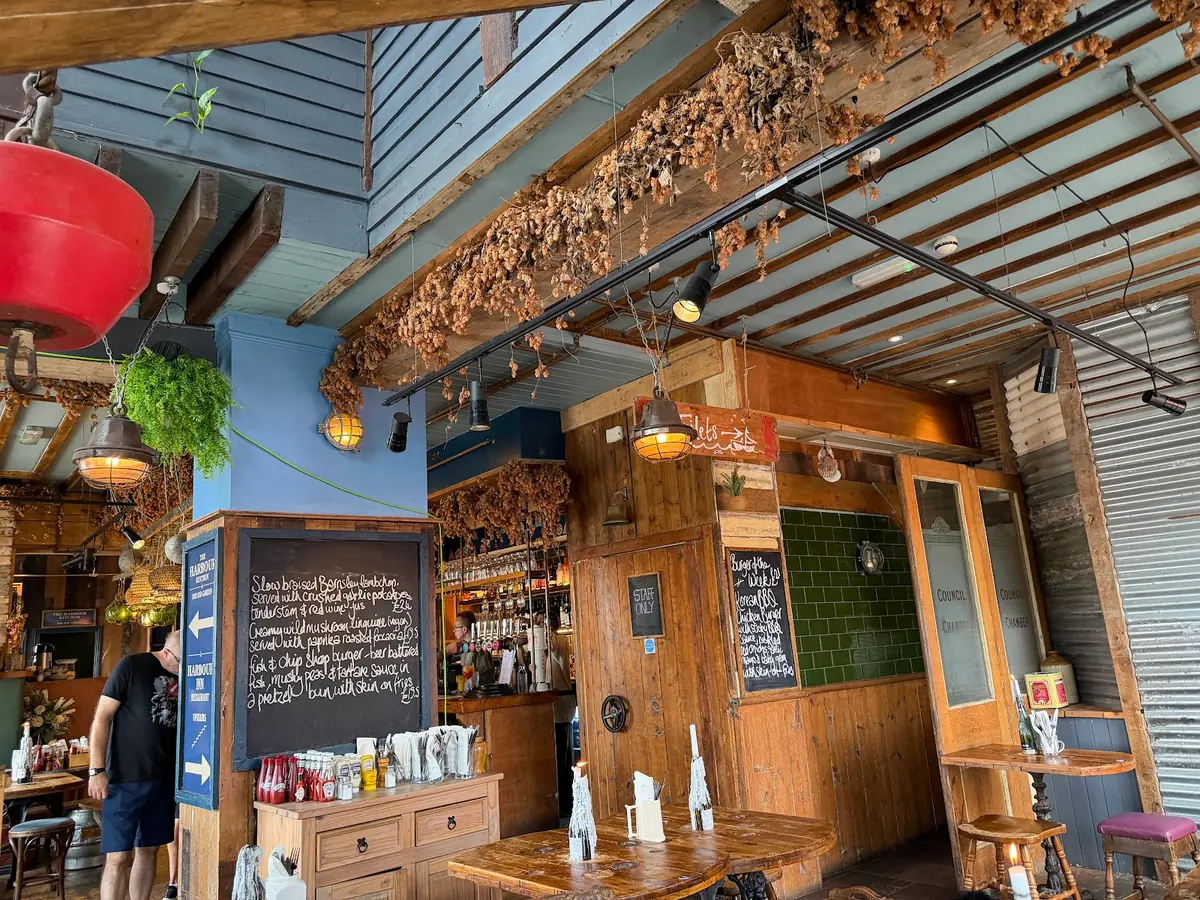 The Harbour Inn