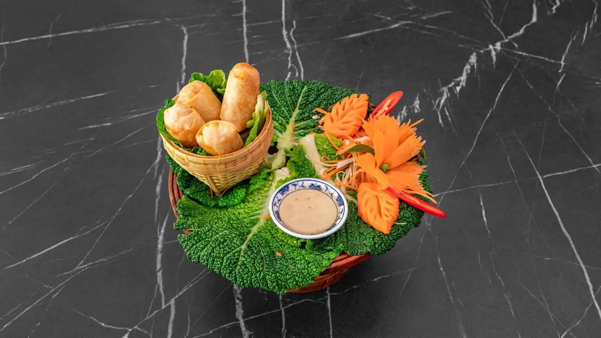 Naka Thai photo (photo 2 of 3)