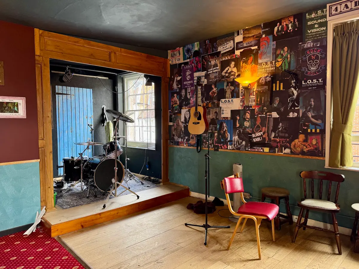 Old Street Tavern and Pepper House Rooms photo (photo 3 of 3)