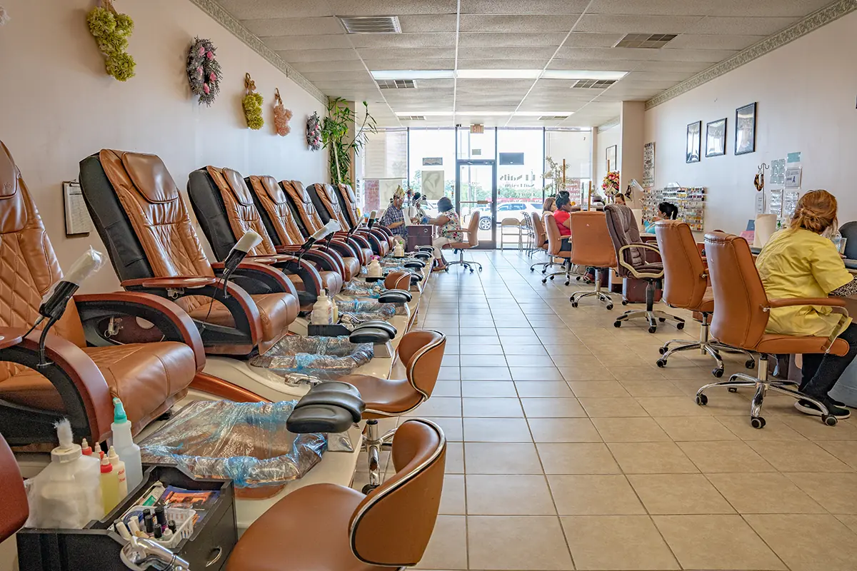 Li Nails — Nail Salons in Lillington
