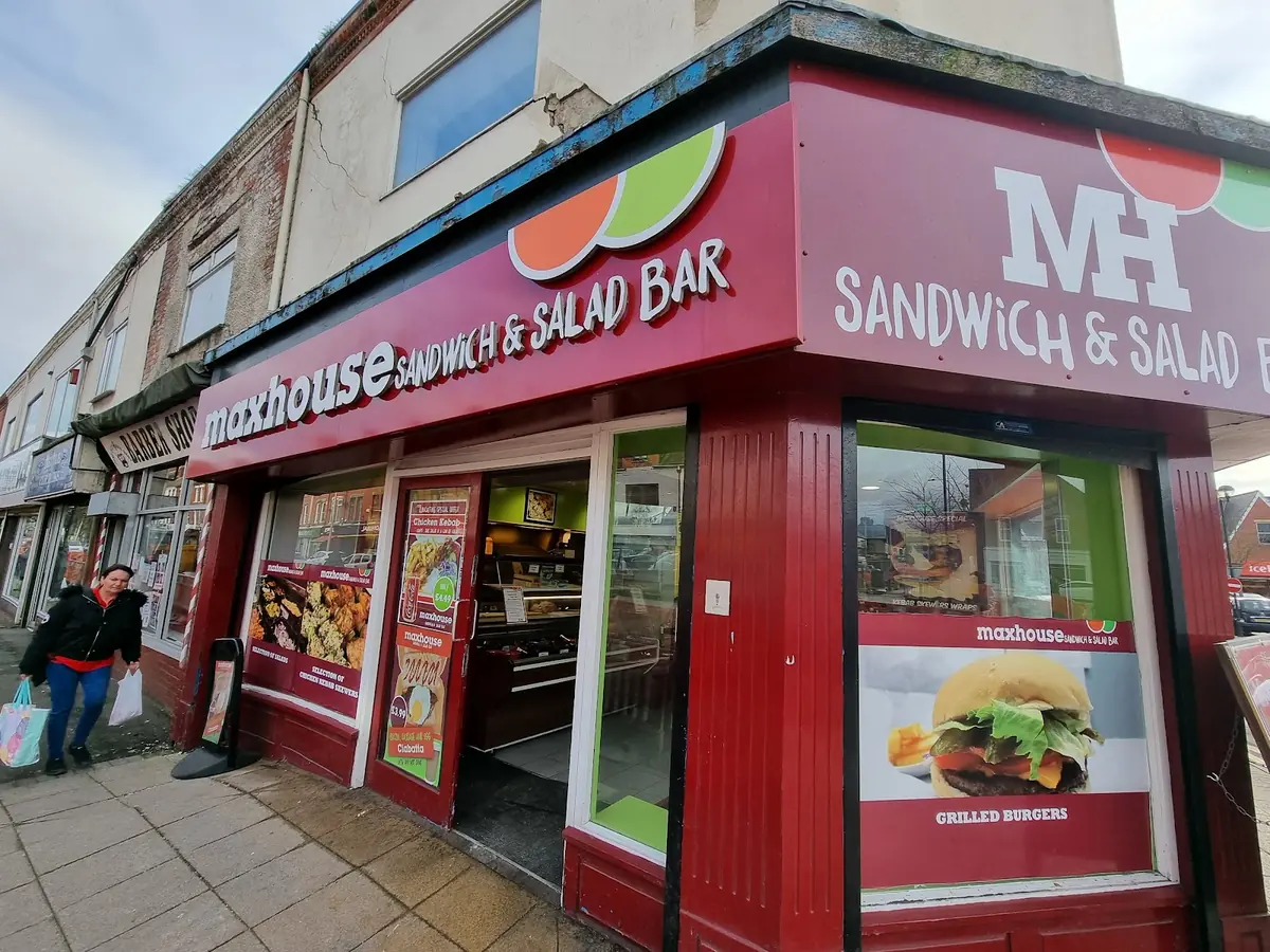Maxhouse Sandwich and Salad Bar photo (photo 1 of 3)