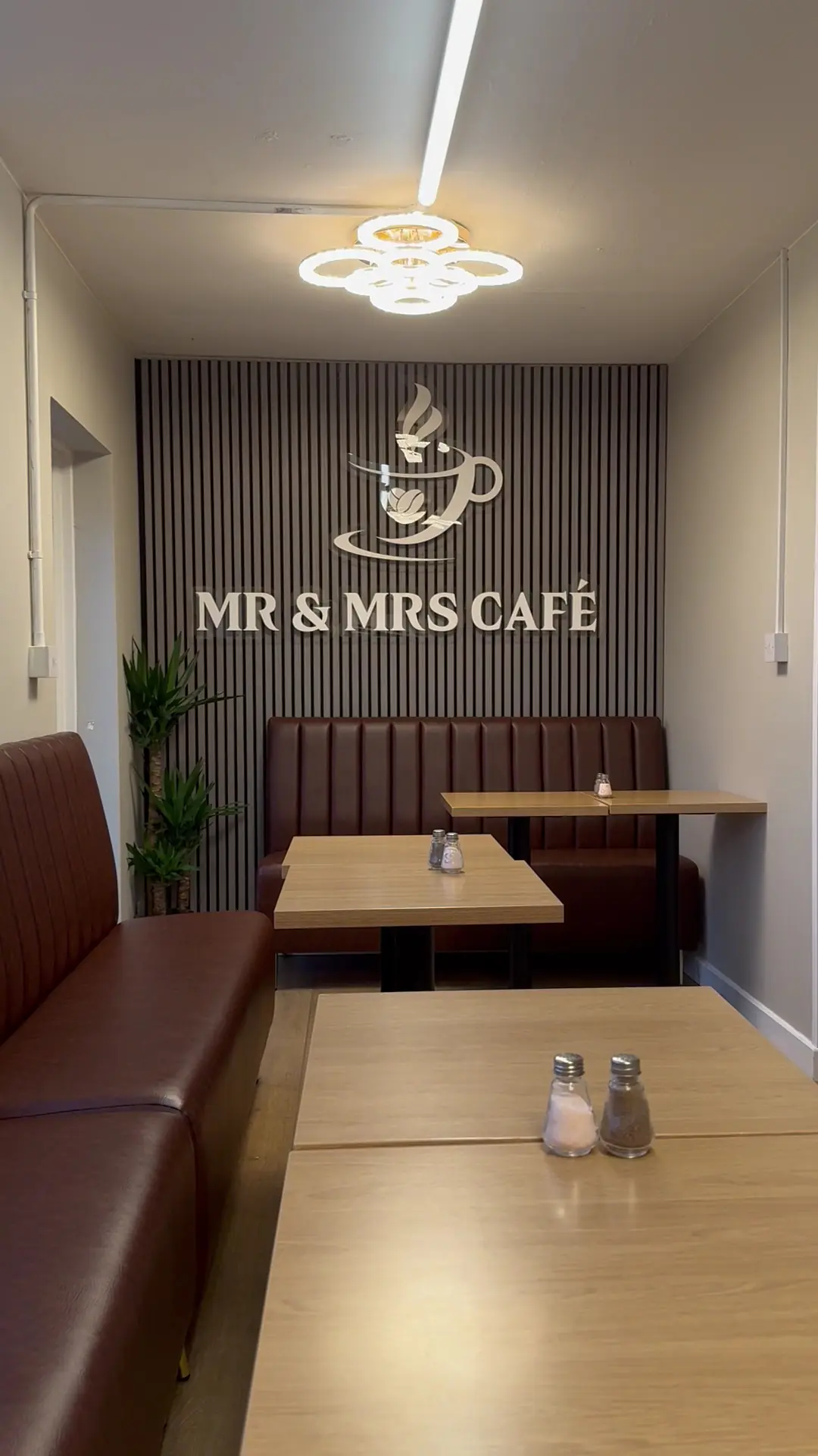 Mr & Mrs Cafe photo (photo 1 of 3)