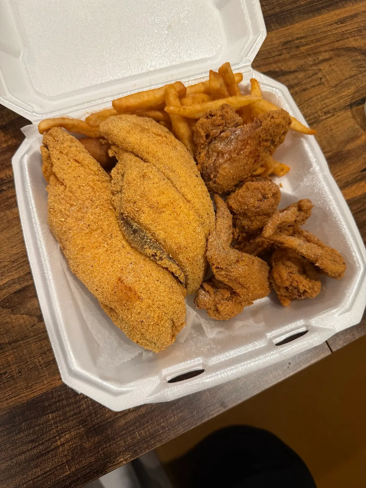 Mr. Shark Fish & Chicken (Chicago Style) Durham NC photo (photo 3 of 3)