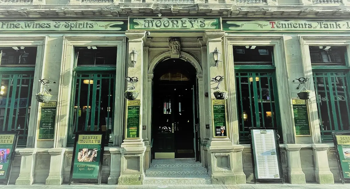 Bertie Mooney's — Bars in Dundee