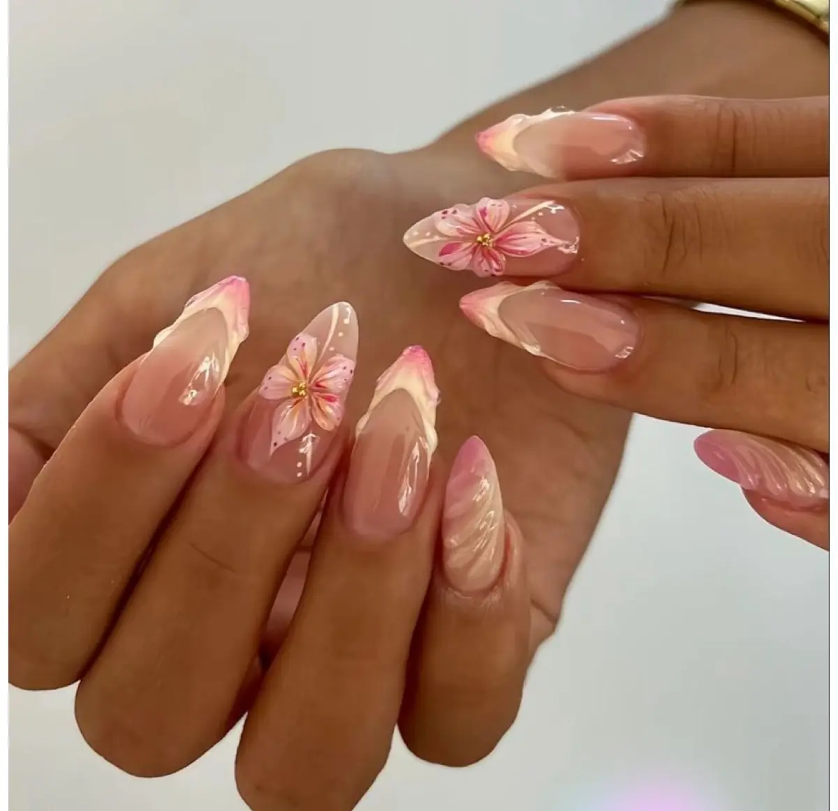 212 Nail Studio By Lucy Nails