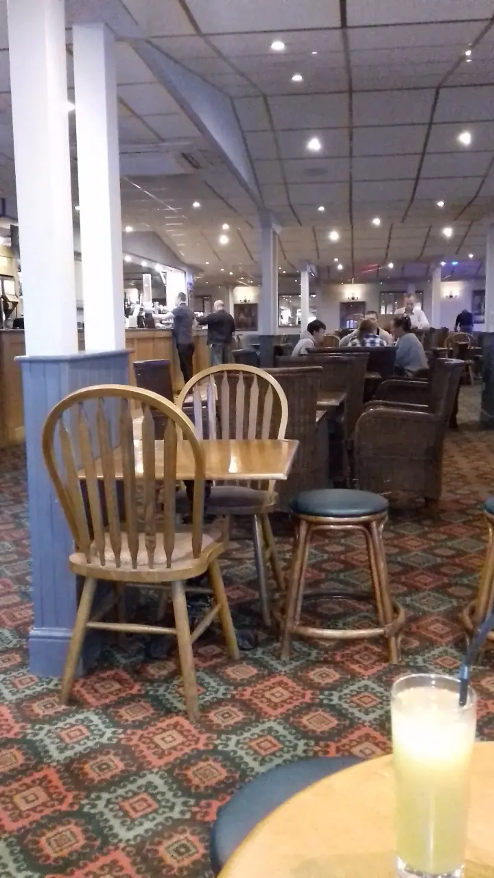 The Lookout Public House photo (photo 1 of 3)
