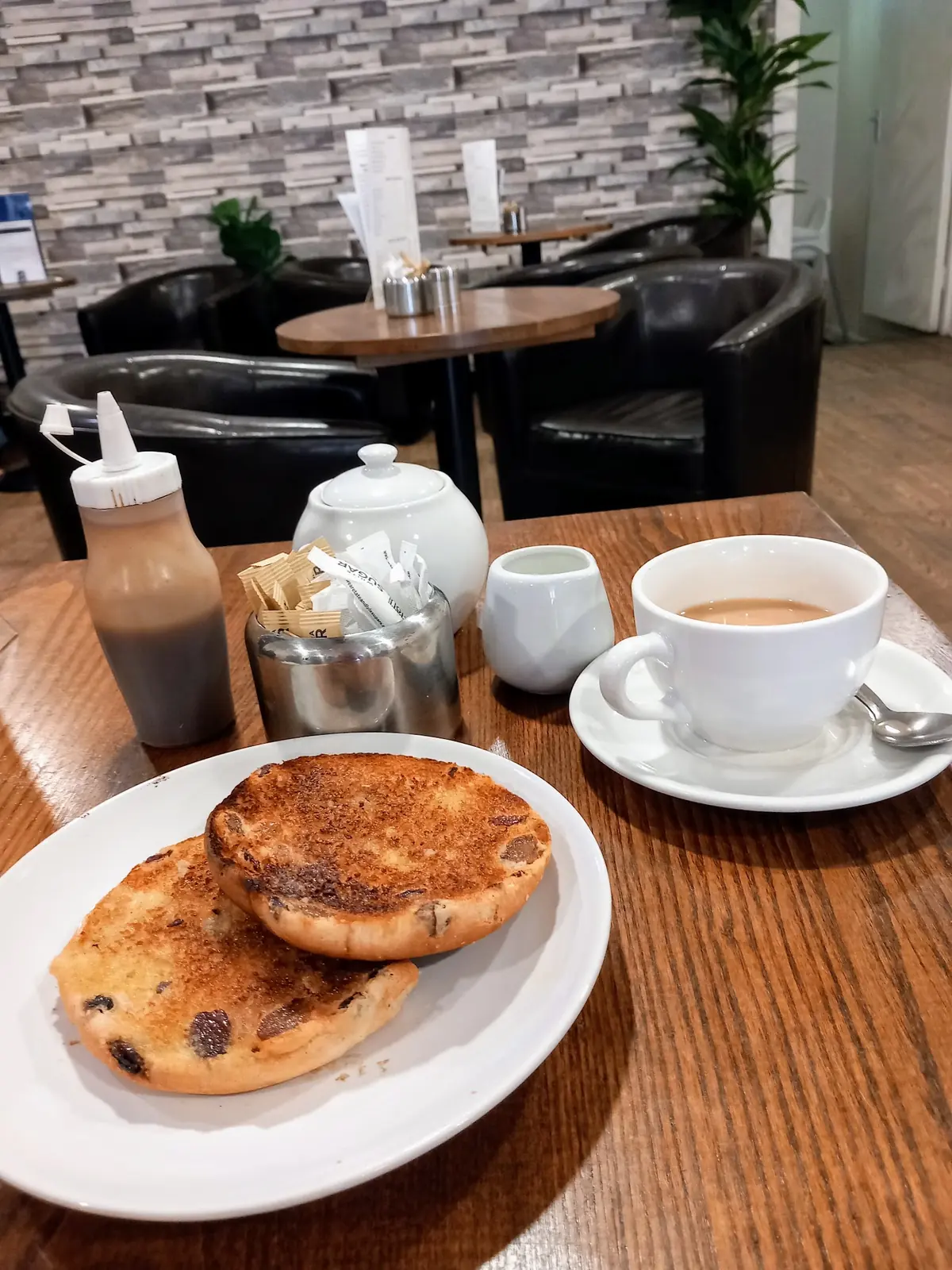 Cafe one hundred photo (photo 2 of 3)