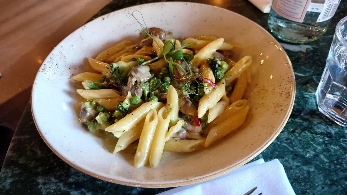 Coco's Restaurant photo (photo 3 of 3)