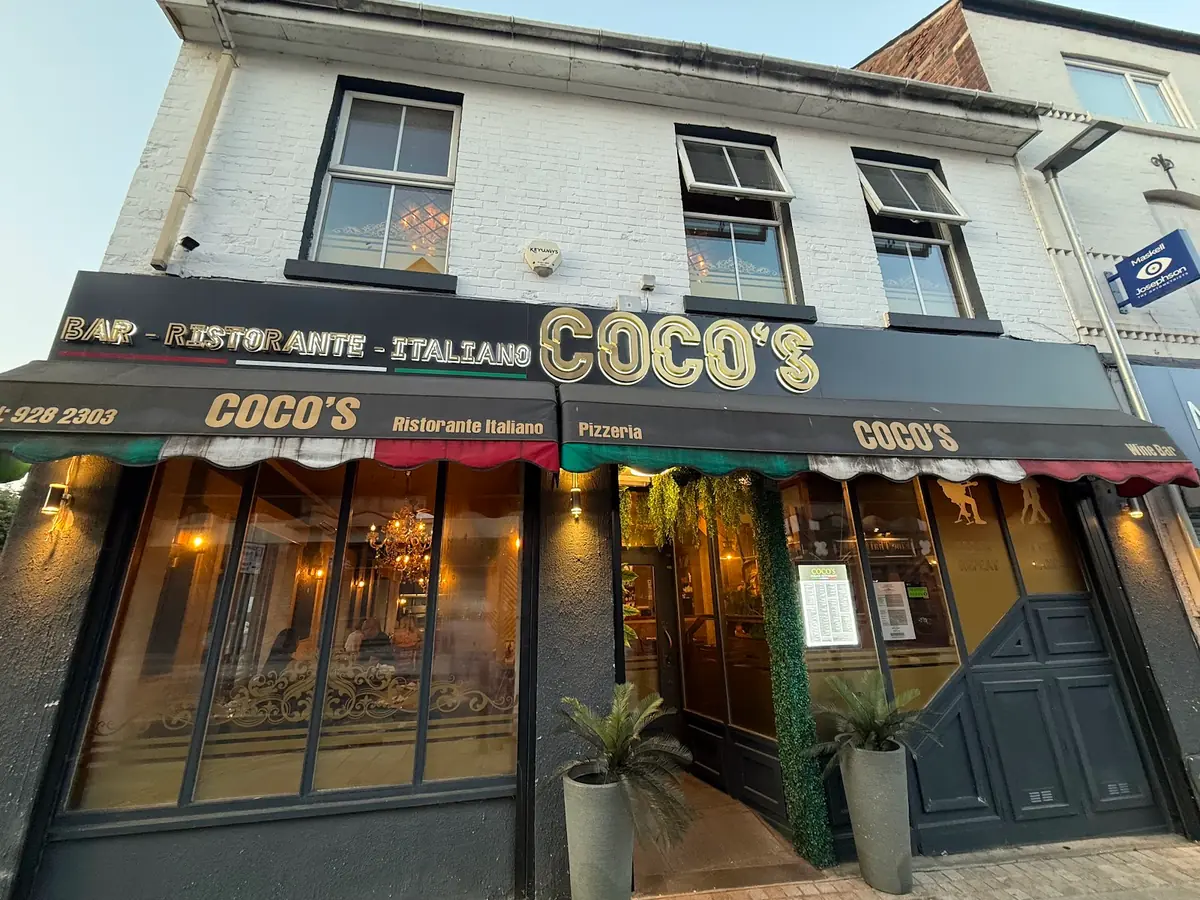 Coco's Restaurant photo (photo 1 of 3)