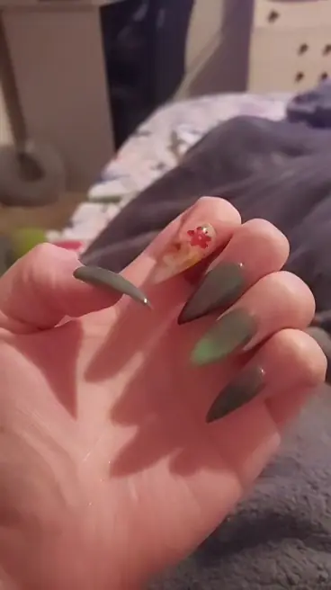 Solar Nails & Spa photo (photo 2 of 3)