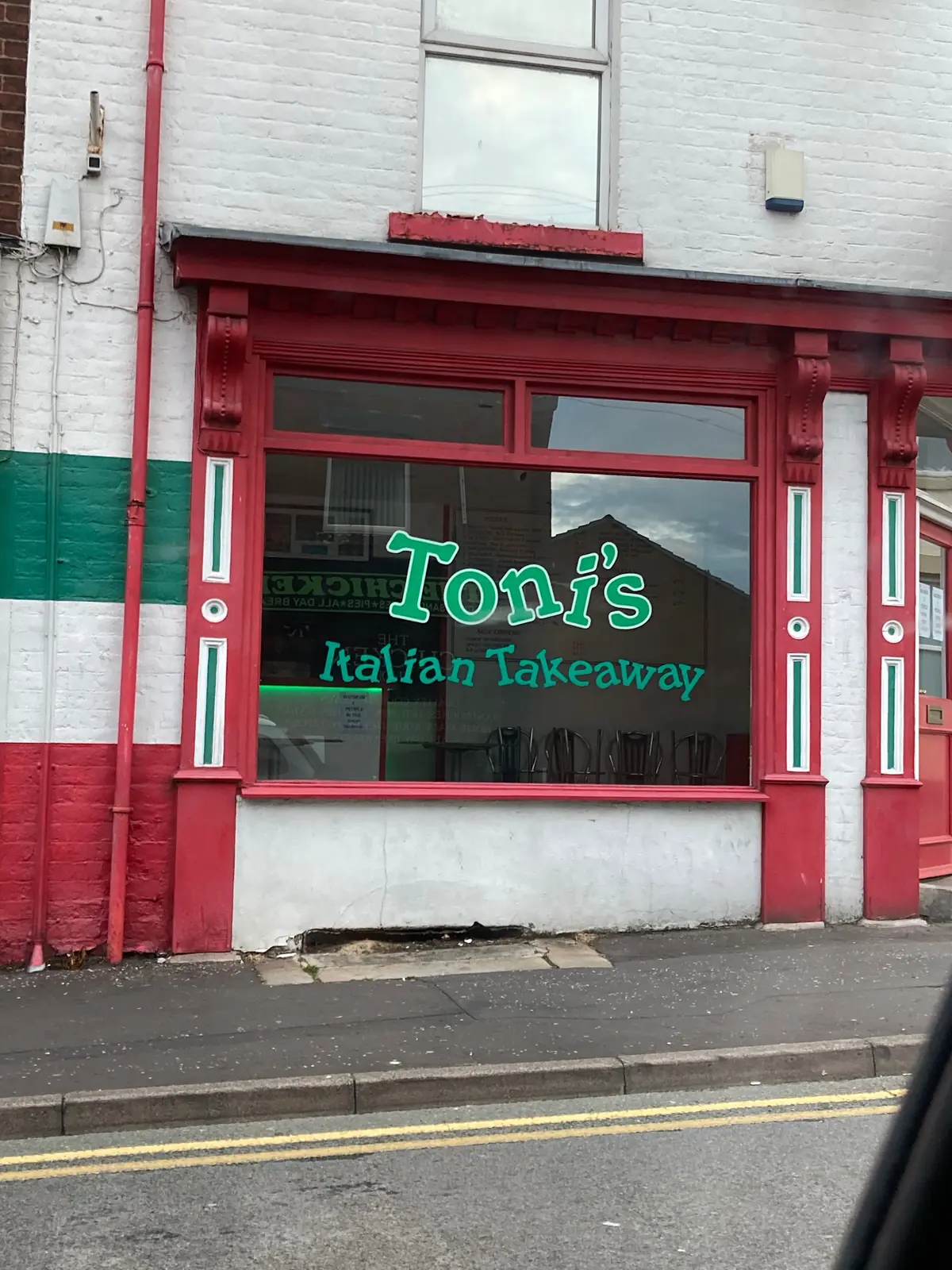 Toni's — Pizza restaurants in Preston