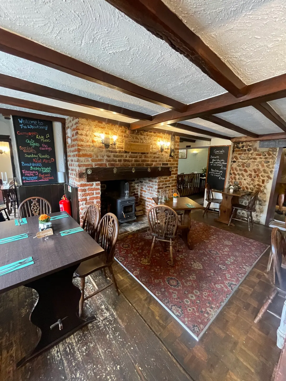 The Wheatsheaf — Bars in Holt