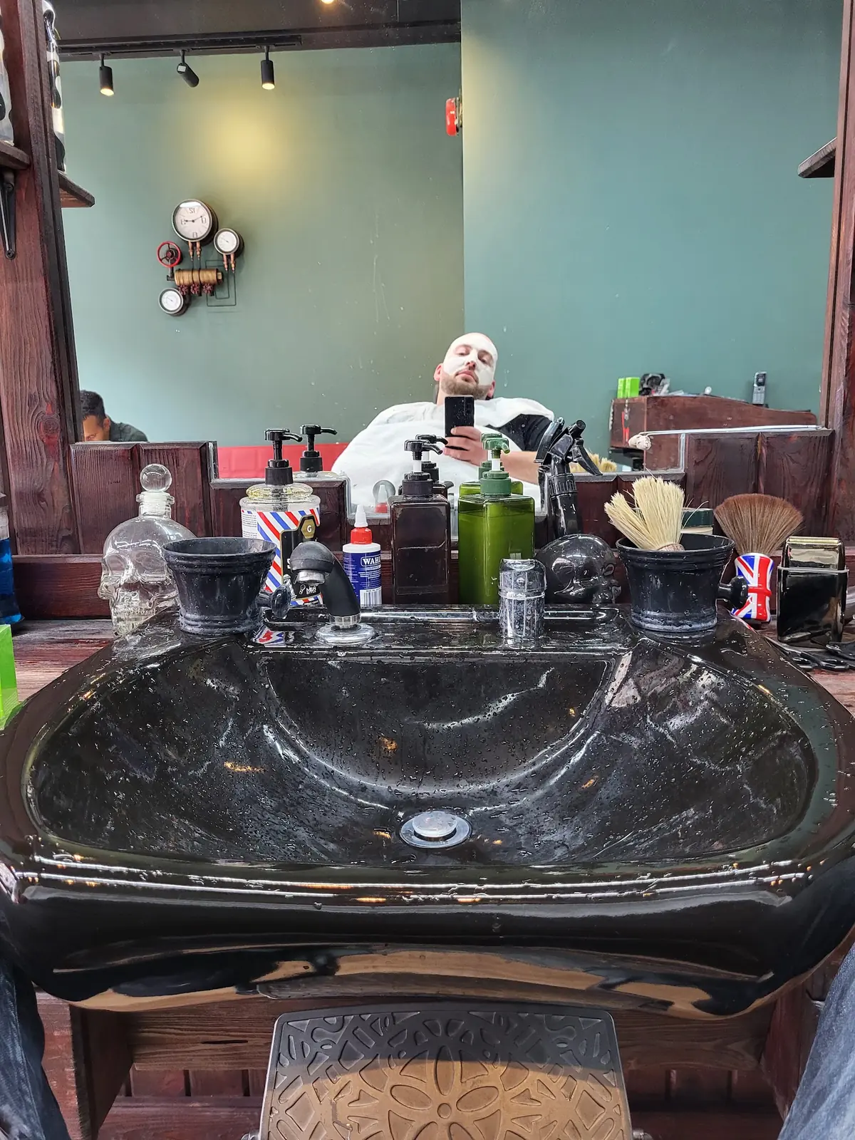 Istanbul barbers photo (photo 2 of 3)