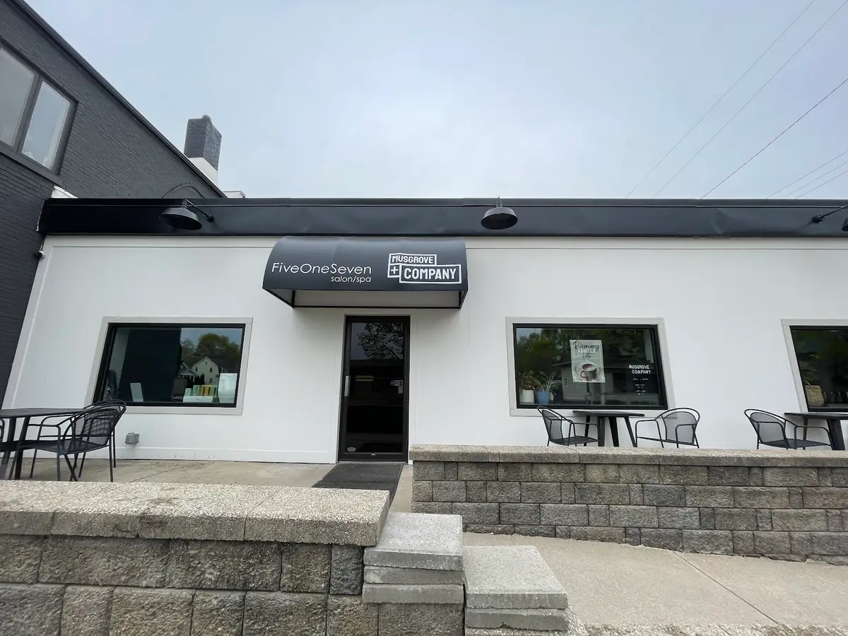 City Limits Hair & Nail Salon photo (photo 2 of 3)