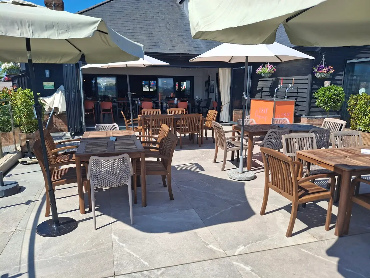 180 Degrees Bar & Kitchen — Bars in Haywards Heath