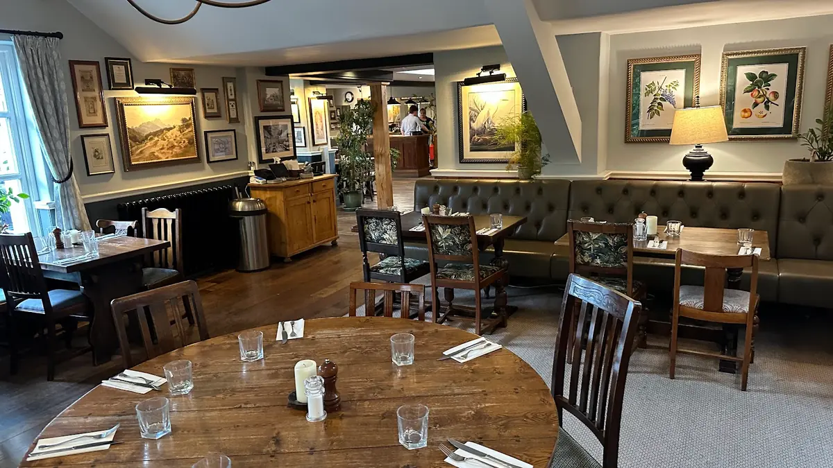 Inside The Hand & Trumpet, Crewe