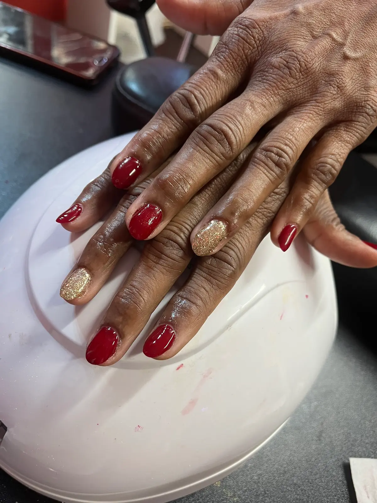 Glamorous beauty 4 u ltd photo (photo 3 of 3)