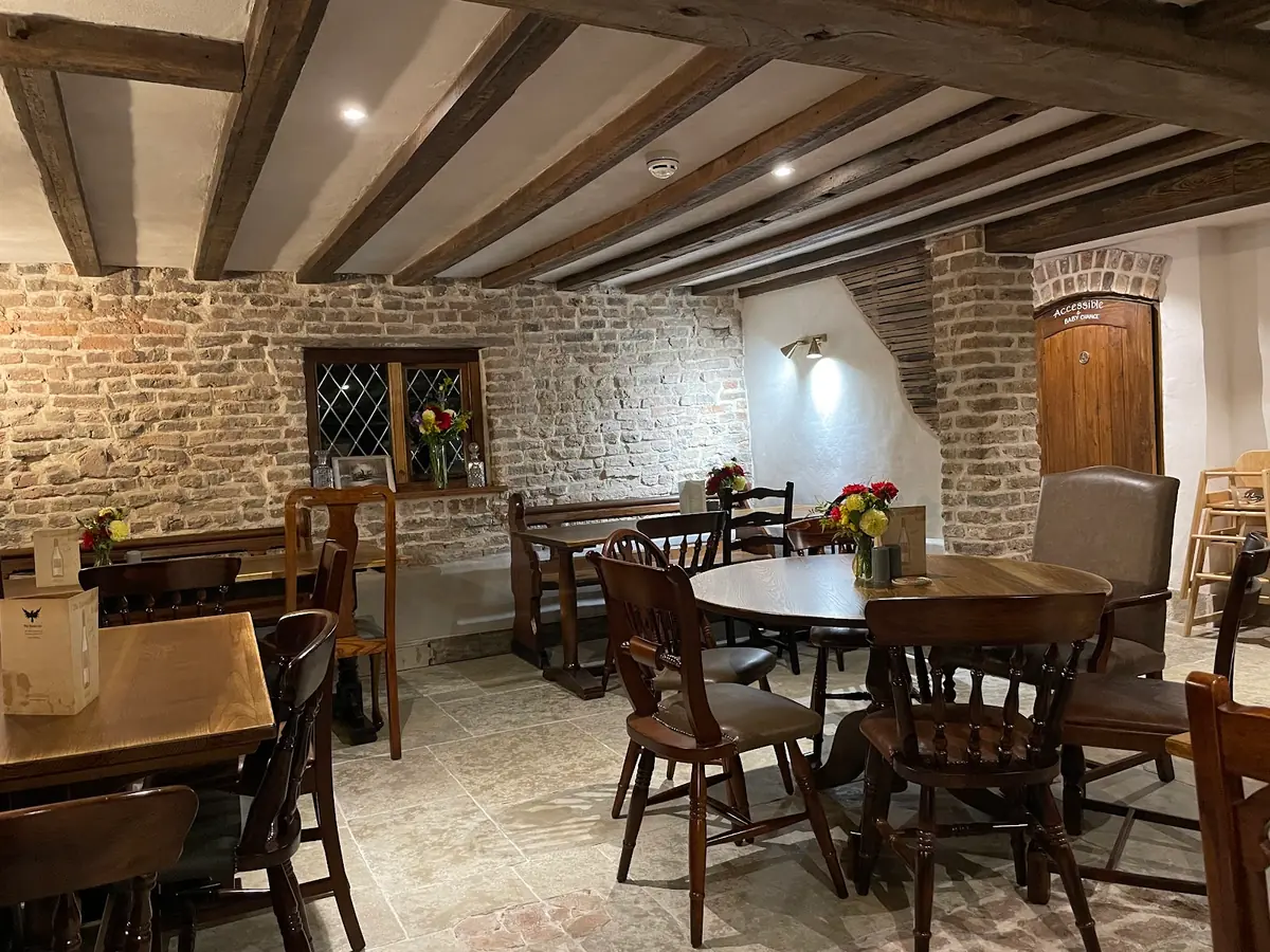 The Raven Inn photo (photo 1 of 3)