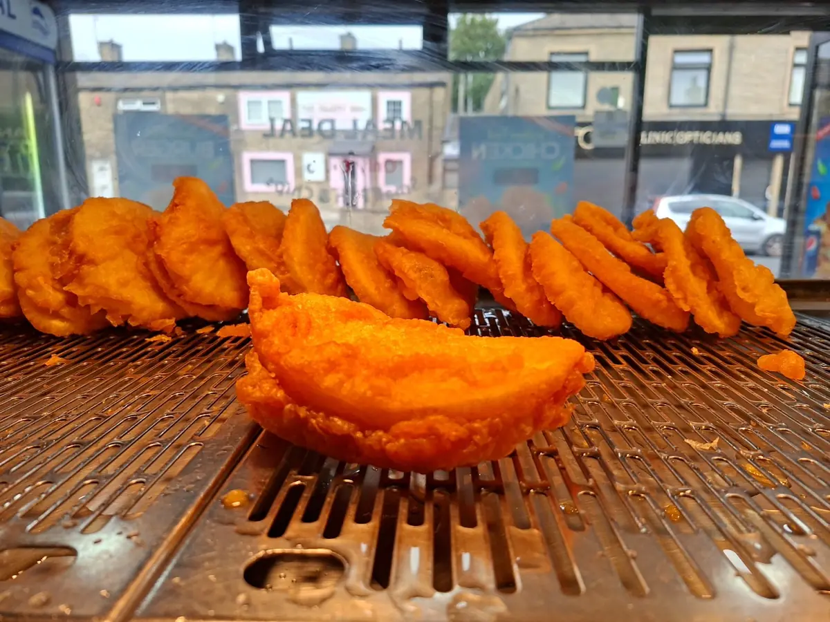 Royal Fish & Chips photo (photo 2 of 3)
