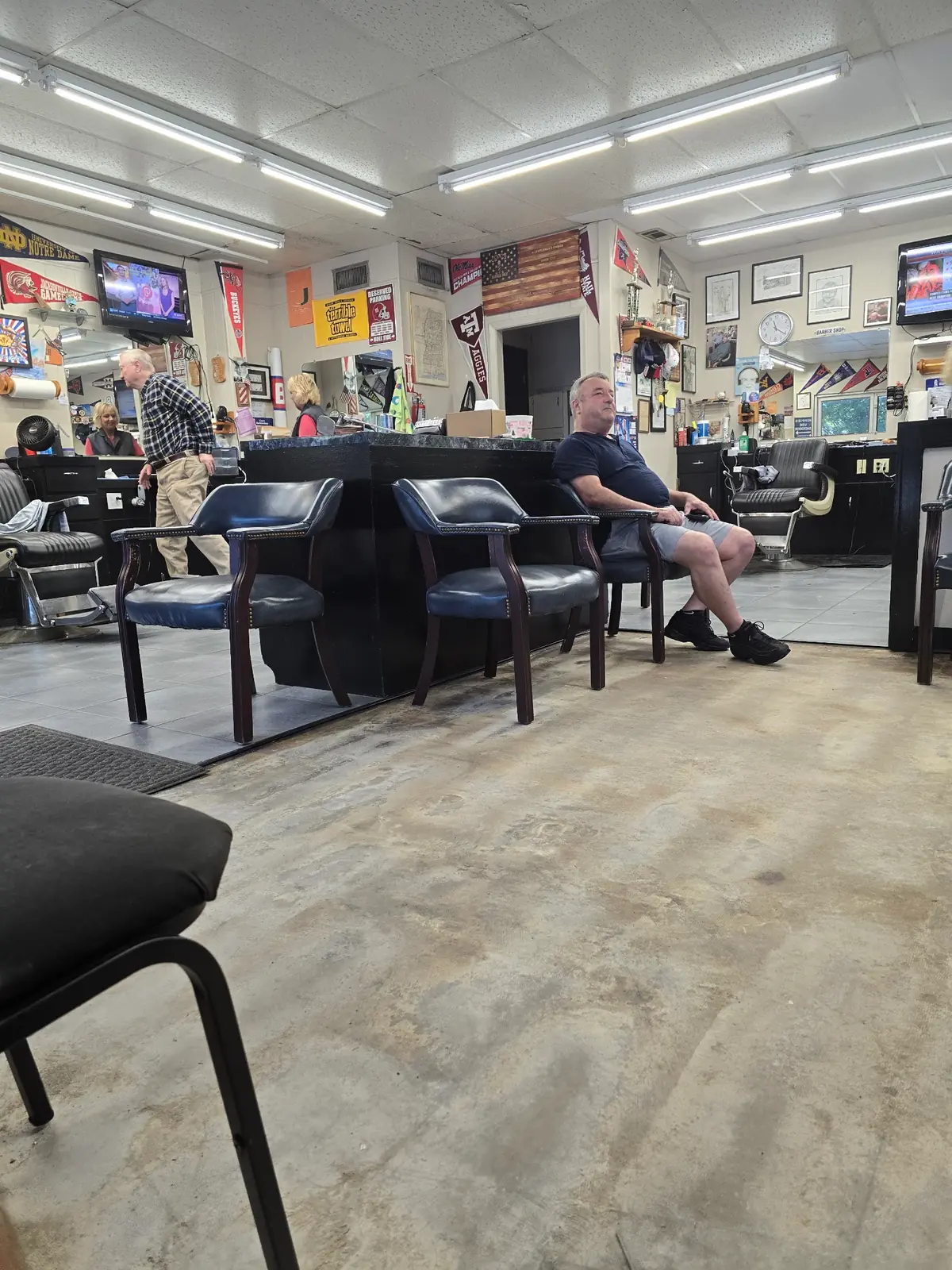 Cox’s Barber Shop — Barbershops in Ocean Springs