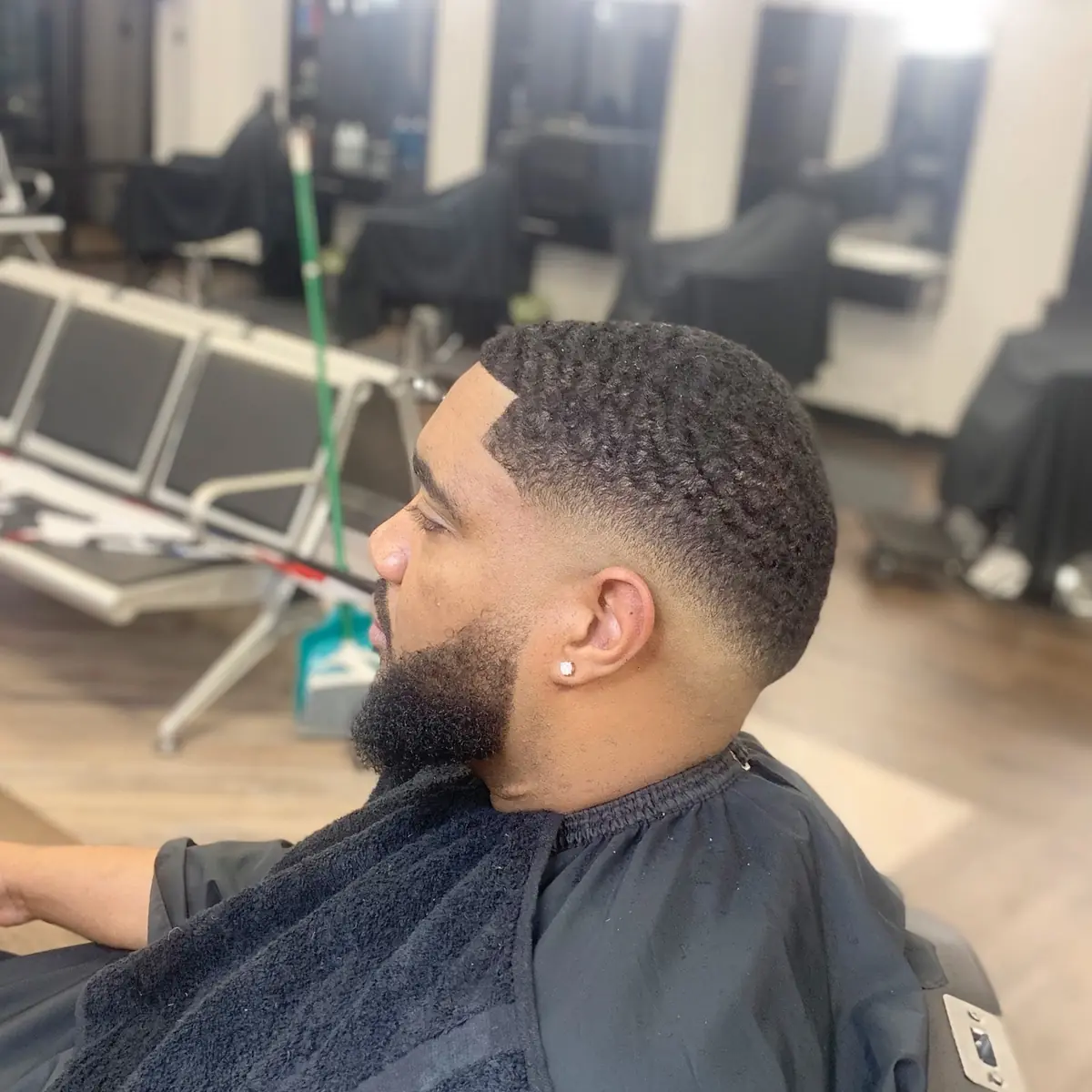 VIP Barber Lounge photo (photo 2 of 3)