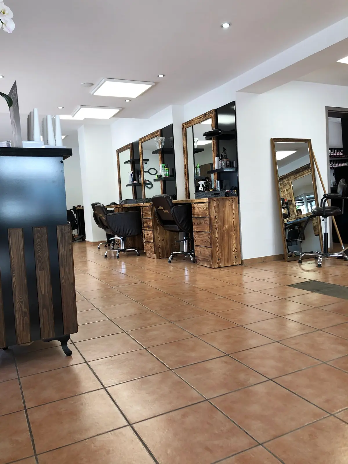 Coiffeur Sinan photo (photo 3 of 3)