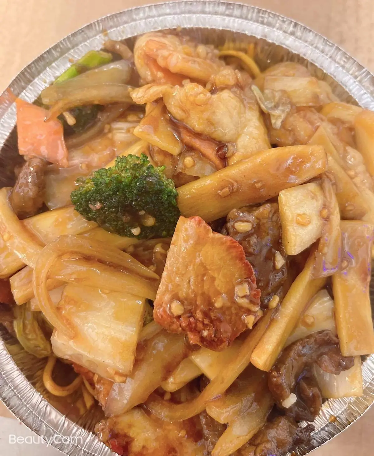HAPPY HOUSE Chinese Takeaway