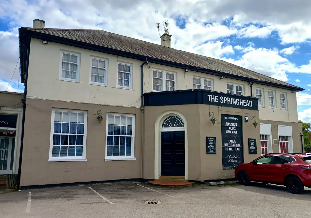 The Springhead photo (photo 2 of 3)