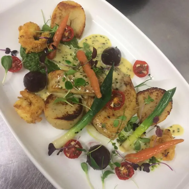 Esplanade Bar and Restaurant — Bar & grills in Bangor