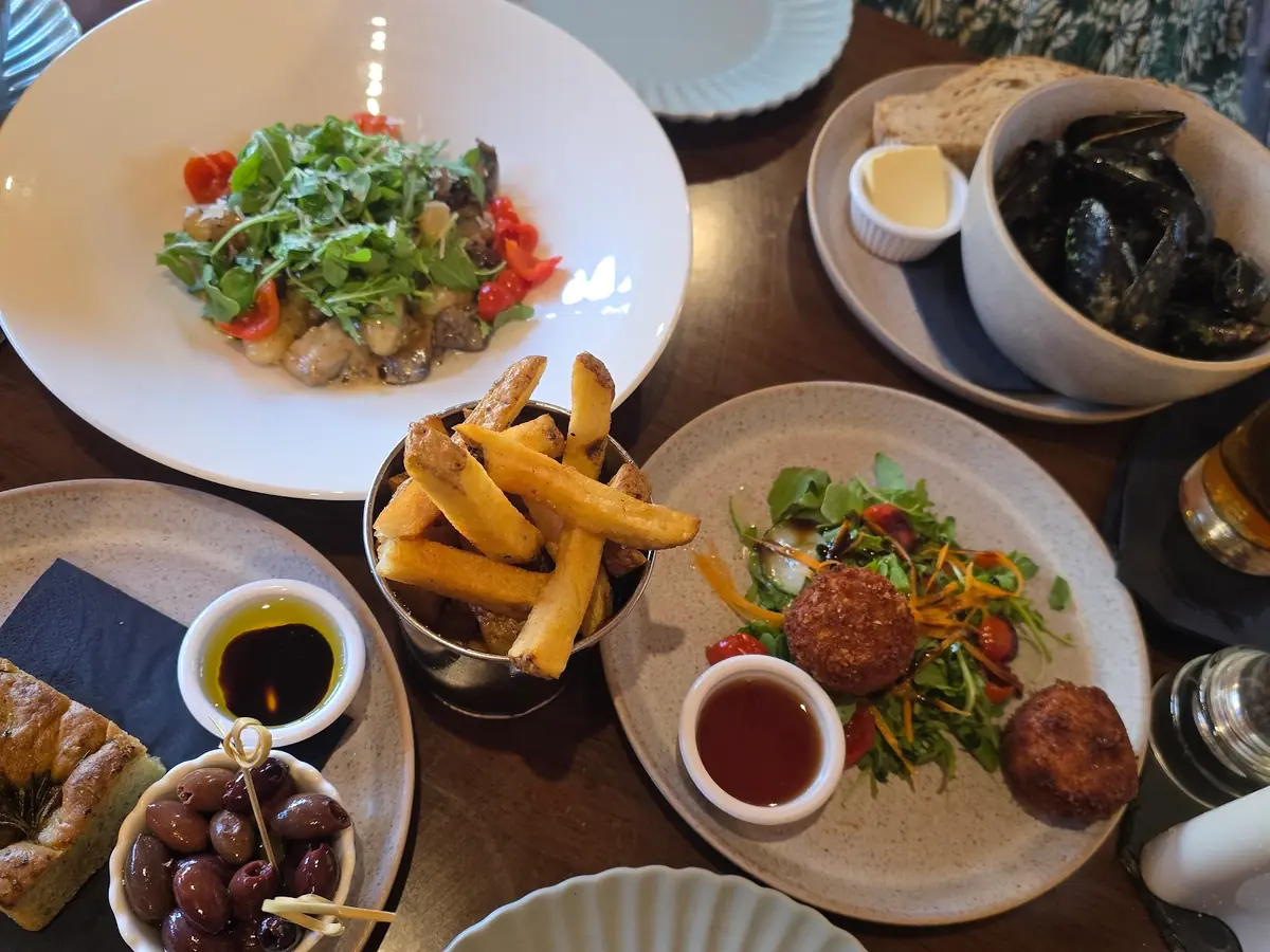 The Peppermill Conwy — Restaurants in Conwy
