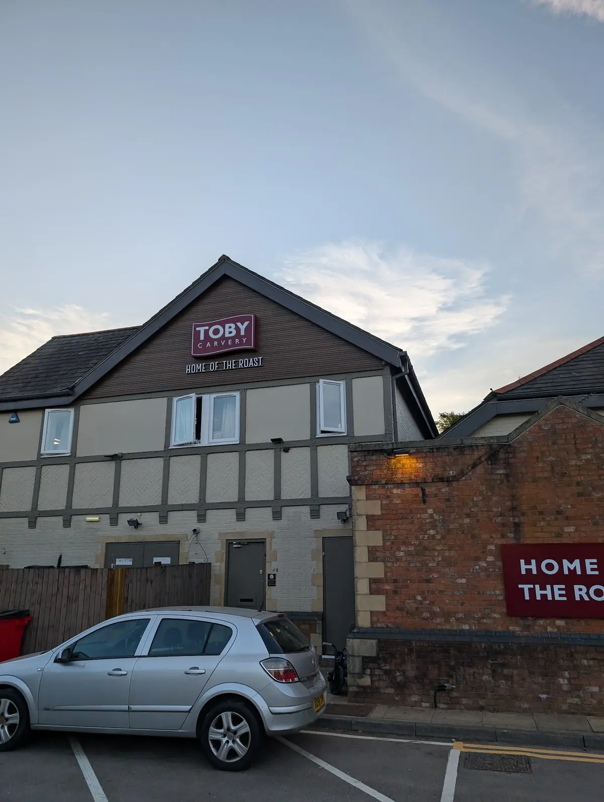 Toby Carvery Cardiff Gate photo (photo 1 of 3)