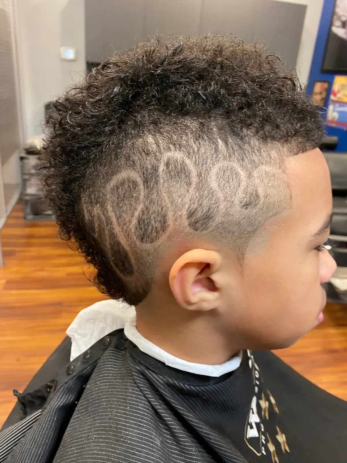 Krispy Cuts photo (photo 3 of 3)