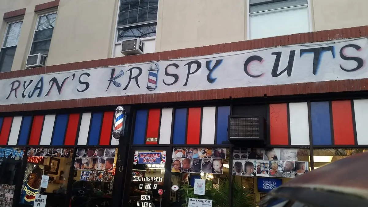 Krispy Cuts photo (photo 1 of 3)