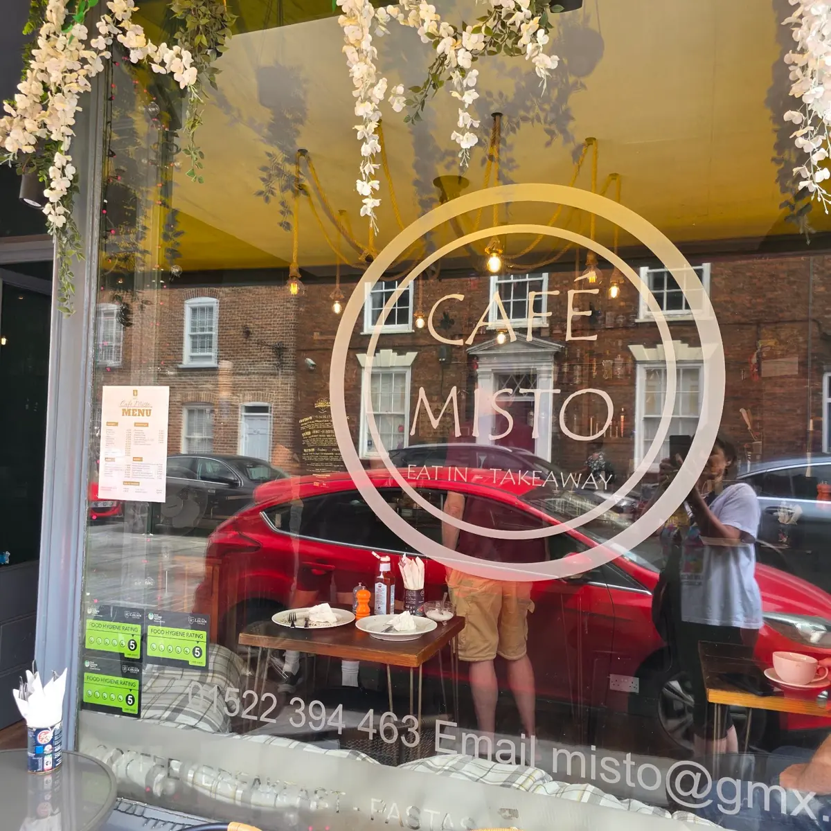 Inside Café Misto, Lincoln
